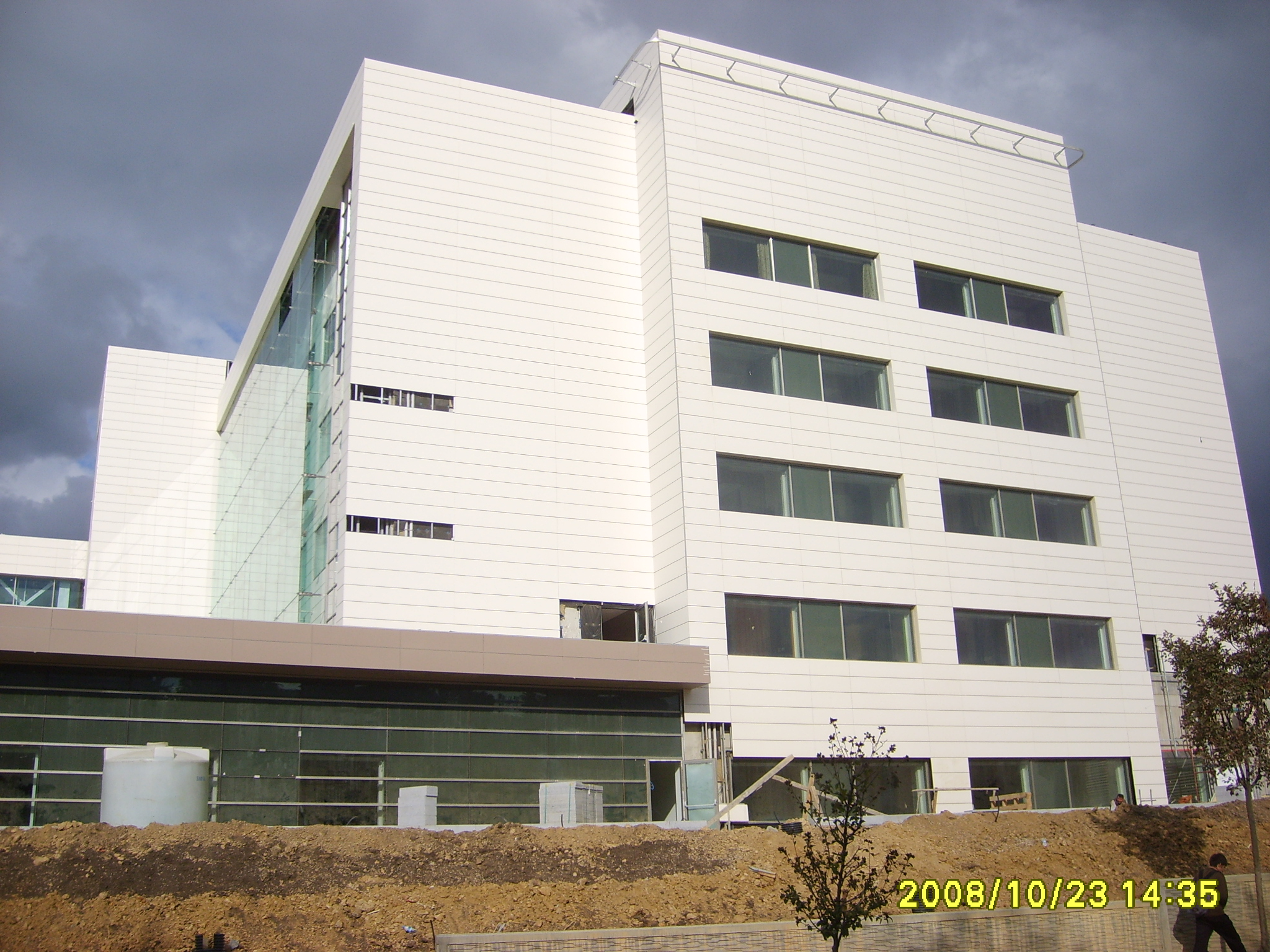 ACIBADEM HASTANESİ MASLAK Fotoğraf 3